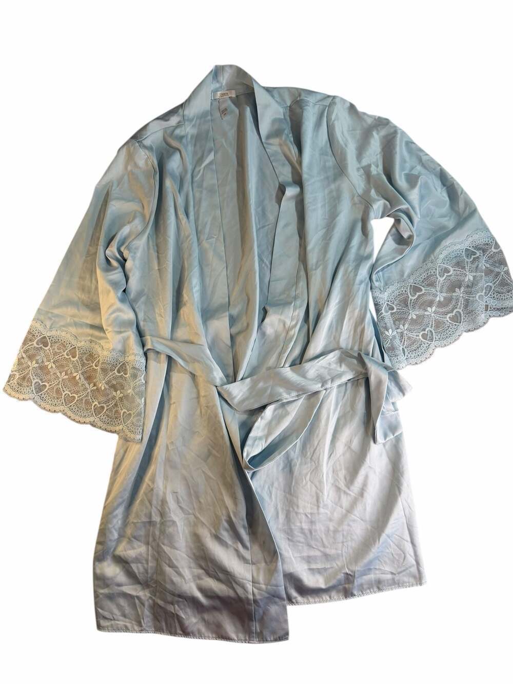 Flora Nikrooz Genevive Lace-Trim Satin Kimono Robe in Ice Flow S//M